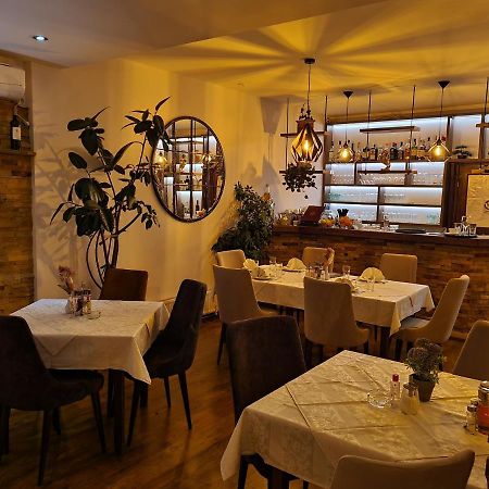 Garni Hotel Vir Vrnjačka Banja 外观 照片