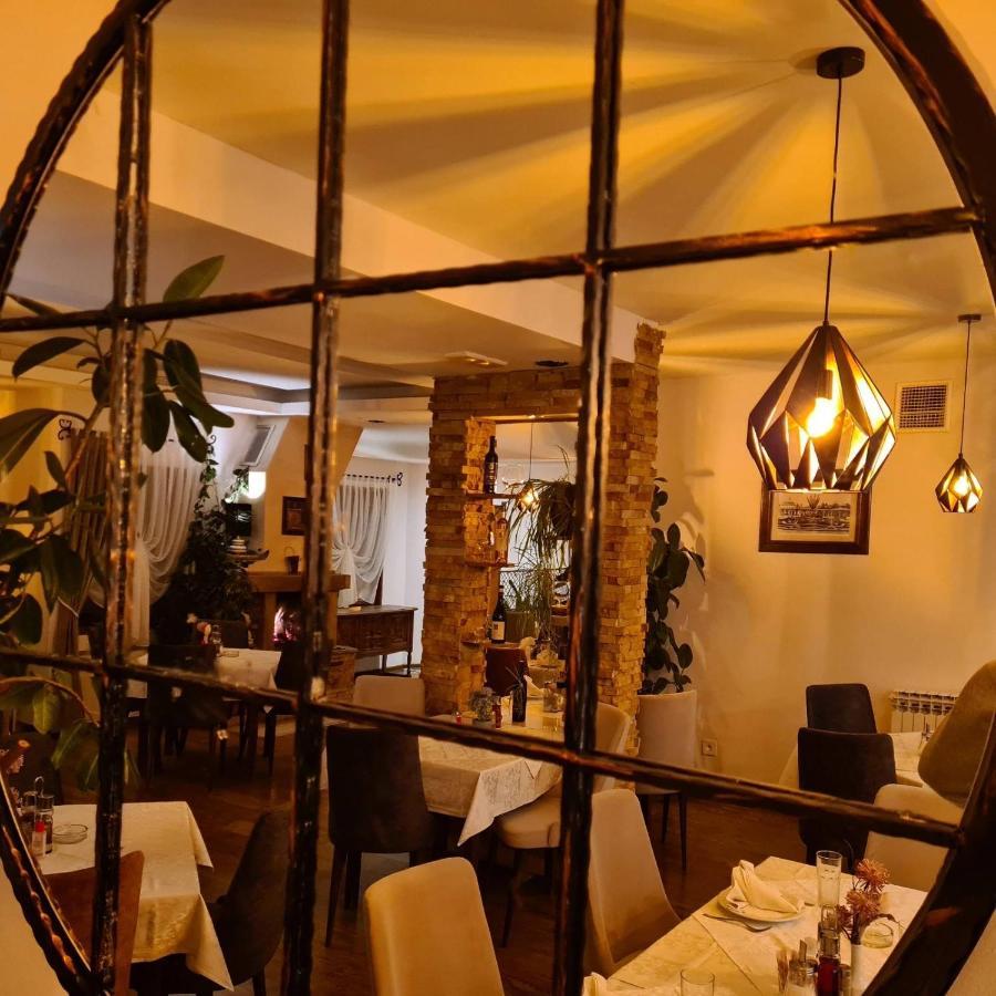 Garni Hotel Vir Vrnjačka Banja 外观 照片