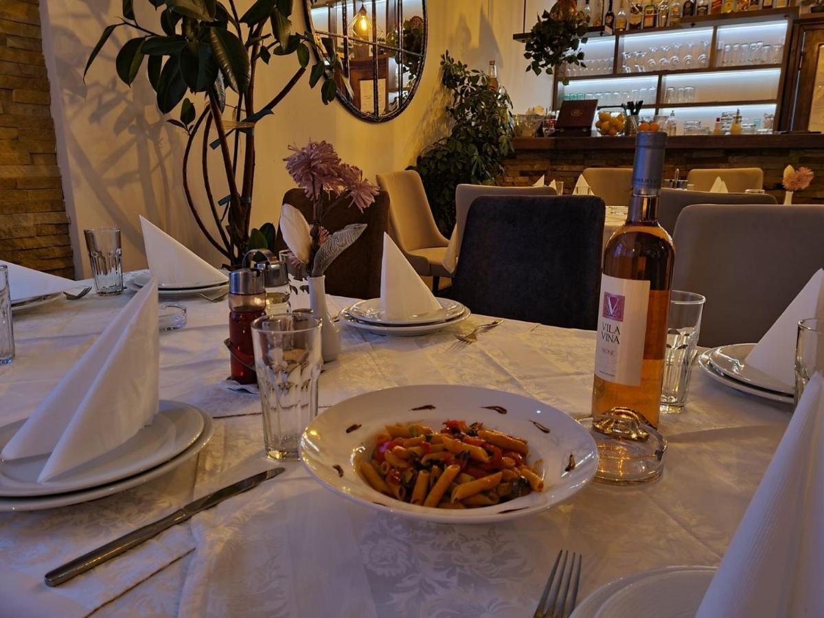 Garni Hotel Vir Vrnjačka Banja 外观 照片