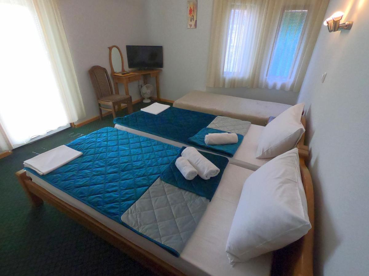 Garni Hotel Vir Vrnjačka Banja 外观 照片
