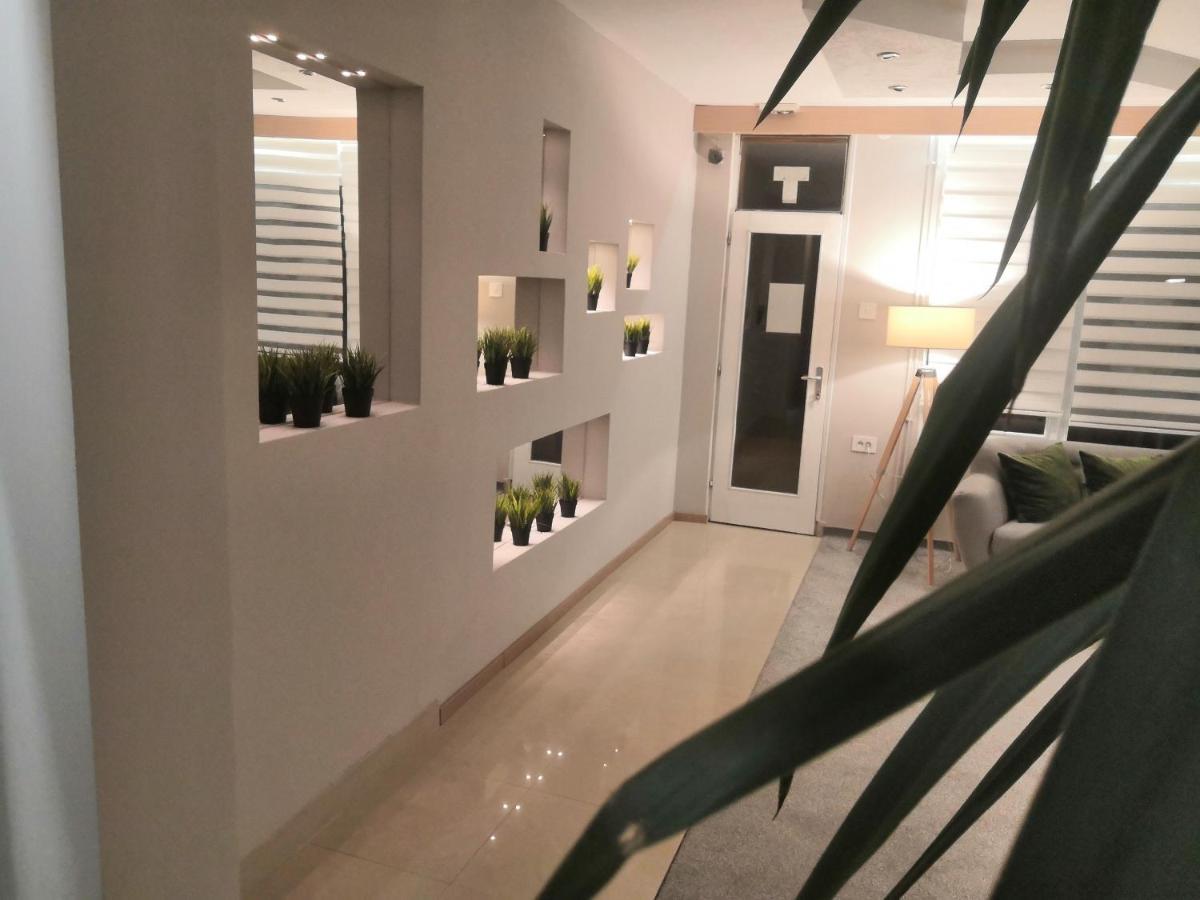 Garni Hotel Vir Vrnjačka Banja 外观 照片